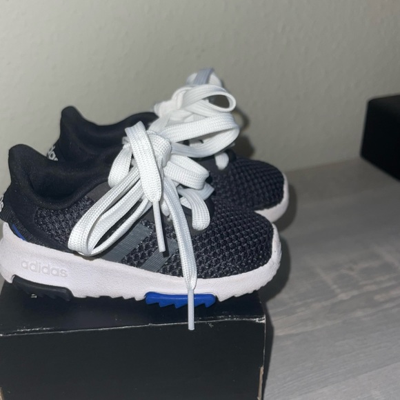 Adidas - Picture 4 of 4